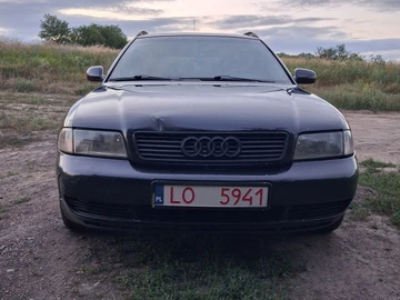 Авто Audi A4 1996 № 8960225