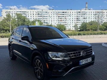 Авто Volkswagen Tiguan 2021 № 8960251