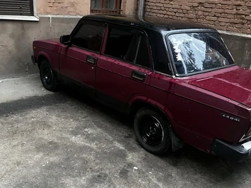 Авто ВАЗ 2105 1986 № 8960309