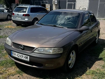 Авто Opel Vectra 1999 № 8960413