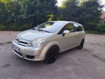 Авто Toyota Corolla Verso 2006 № 8960418