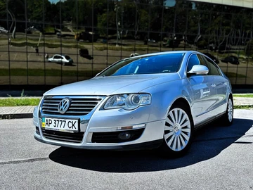 Авто Volkswagen Passat Sedan 2005 № 8960473
