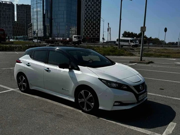 Авто Nissan Leaf 2018 № 8960642