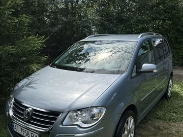 Авто Volkswagen Touran 2007 № 8960688