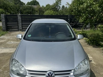 Авто Volkswagen Golf 2005 № 8960690
