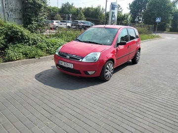 Авто Ford Fiesta 2003 № 8960858