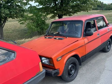 Авто ВАЗ 2107 1990 № 8960966