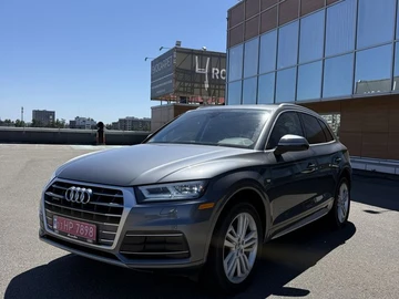 Авто Audi Q5 2018 № 8961056