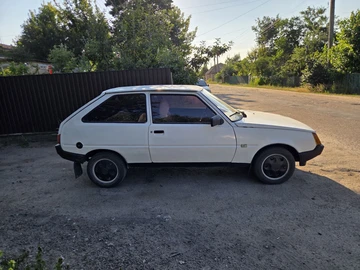 Авто ЗАЗ Таврия 1998 № 8961137