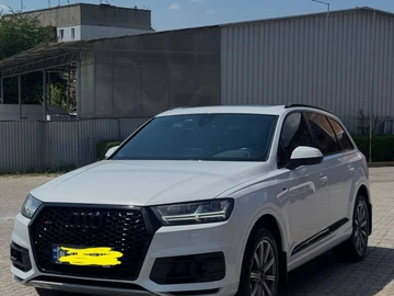 Авто Audi Q7 2018 № 8961191