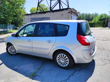 Авто Renault Scenic Ii 2008 № 8961204