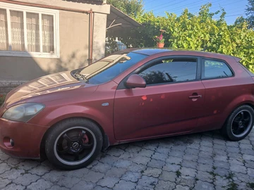 Авто KIA Cee X27 D 2008 № 8961323