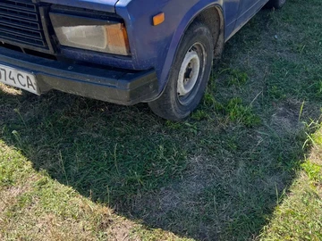 Авто ВАЗ 2107 1986 № 8961375