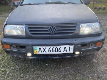 Авто Volkswagen Vento 1993 № 8961386
