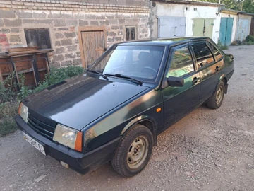 Авто ВАЗ 21099 1998 № 8961396