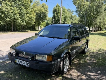 Авто Volkswagen Passat Sedan 1995 № 8961404