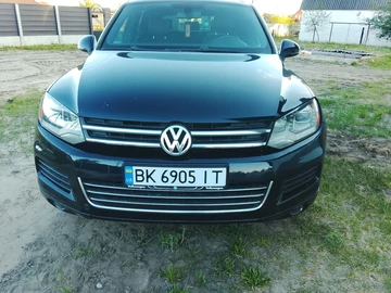 Авто Volkswagen Touareg 2013 № 8961410