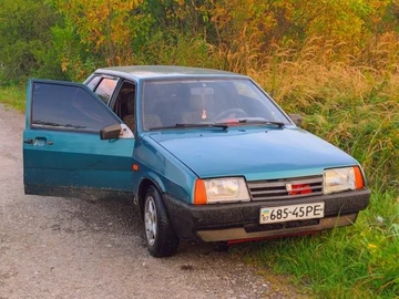 Авто ВАЗ 2109 2001 № 8961485