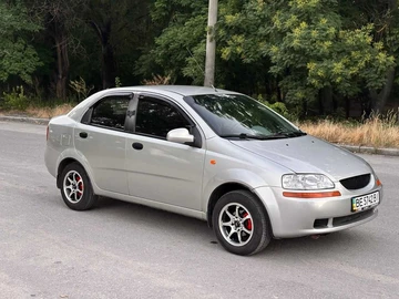 Авто Chevrolet Aveo 2005 № 8961638