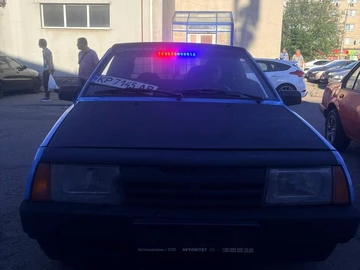 Авто ВАЗ 2109 1992 № 8961896