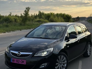 Авто Opel Astra 2012 № 8962040