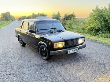 Авто ВАЗ 2107 2006 № 8962113