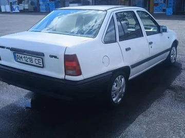 Авто Opel Kadett 1987 № 8962133