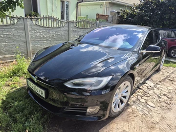 Авто Tesla Model S 2017 № 8962230