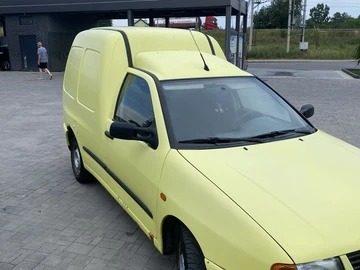 Авто Volkswagen Caddy 2002 № 8962250
