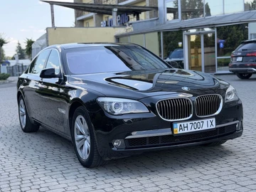 Авто BMW 7 Серия 2010 № 8962345