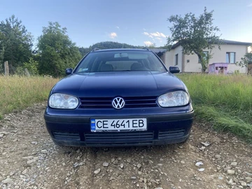 Авто Volkswagen Golf 1999 № 8962556