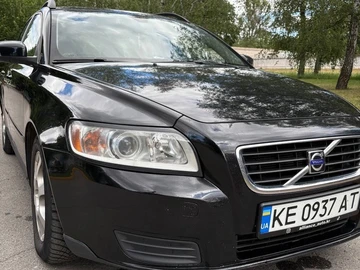 Авто Volvo V50 2008 № 8962658