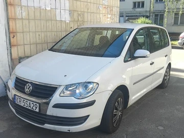 Авто Volkswagen Touran 2008 № 8962755