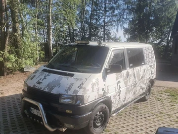 Авто Volkswagen Transporter 1995 № 8962813