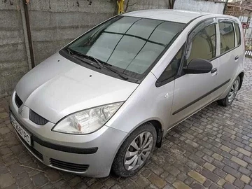 Авто Mitsubishi Colt 2006 № 8962909