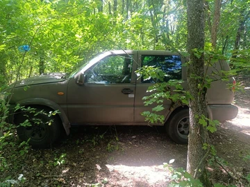Авто Nissan Terrano 2000 № 8963008