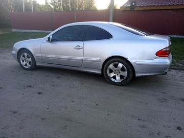 Авто Mercedes Clk Серия 2000 № 8963019