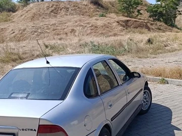 Авто Opel Vectra 1998 № 8963037