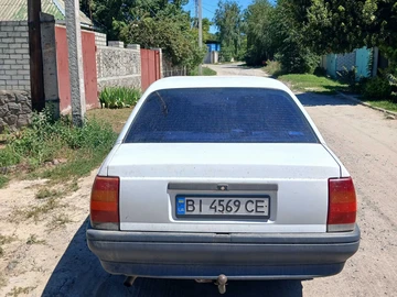 Авто Opel Omega 1987 № 8963116