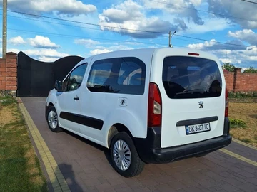 Авто Peugeot Partner 2010 № 8963130