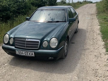 Авто Mercedes 230 1996 № 8963131