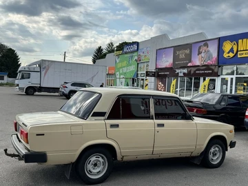 Авто ВАЗ 2105 1988 № 8963234