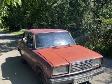 Авто ВАЗ 2107 1995 № 8963436