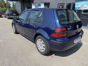 Авто Volkswagen Golf 2003 № 8963465