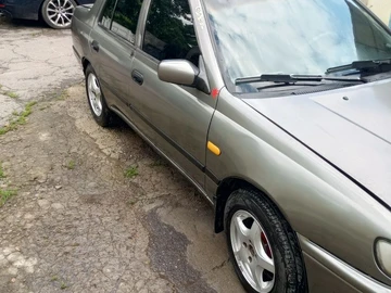 Авто Nissan Sunny 1991 № 8963470