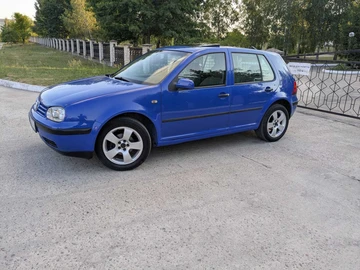 Авто Volkswagen Golf 1999 № 8963526