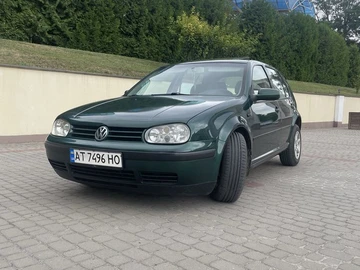 Авто Volkswagen Golf 2001 № 8963534