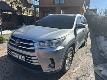 Авто Toyota Highlander 2018 № 8963640