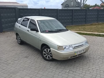 Авто ВАЗ 2112 2005 № 8963683