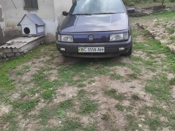 Авто Volkswagen Passat Sedan 1988 № 8963722